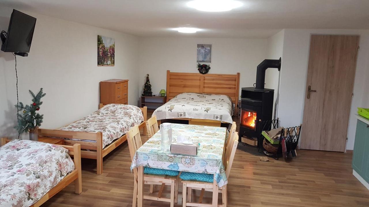 Privat Nika 호텔 Závažná Poruba 외부 사진